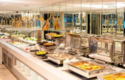 رستوران هتل دِ کنفوریوم وان در شهر وان