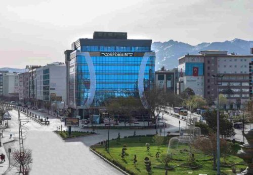 نمای هتل دِ کنفوریوم وان در شهر وان