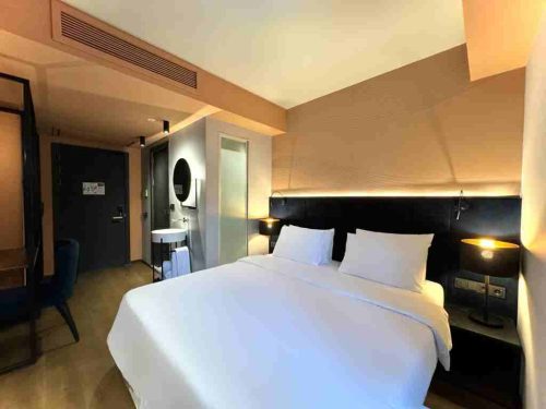 اتاق Standard King Room هتل ادیشن تفلیس