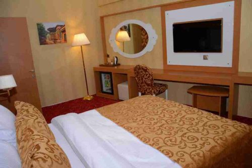 اتاق دو نفره هتل هالدی وان