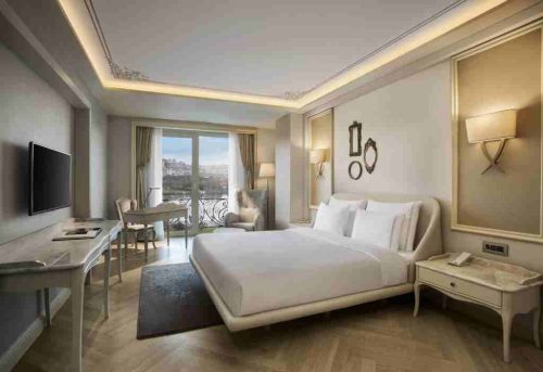 اتاق دوتخته هتل لازونی استانبول