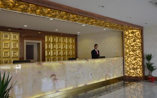 پذیرش هتل هالدی وان