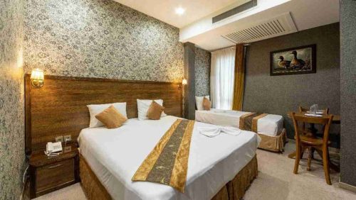 اتاق دو نفره هتل شاکر مشهد