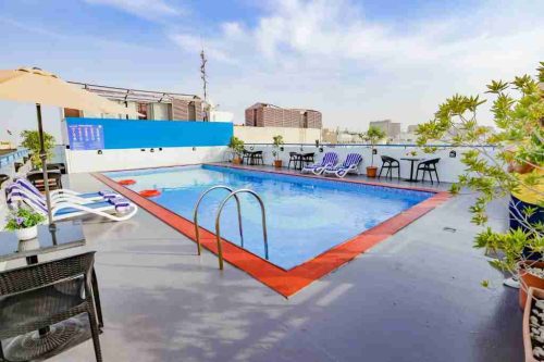 استخر روباز هتل فورچون پرل دبی