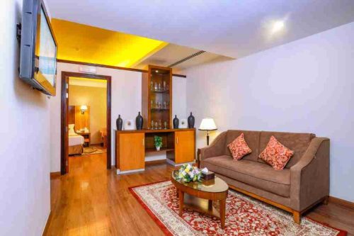 اتاق با مبلمان هتل فورچون پرل دبی