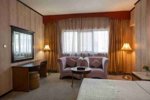 اتاق با مبلمان هتل د پارک دبی