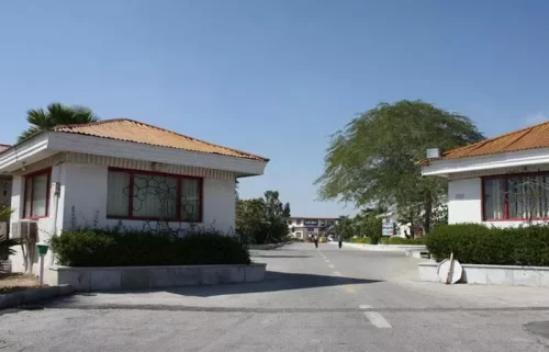 محوطه هتل شباویز کیش