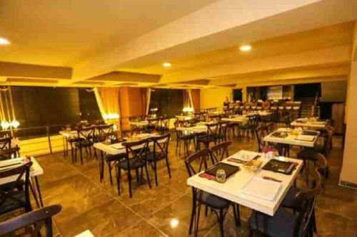 رستوران هتل مونتانا وان ترکیه