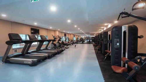 سالن بدنسازی هتل میدتاون باکو