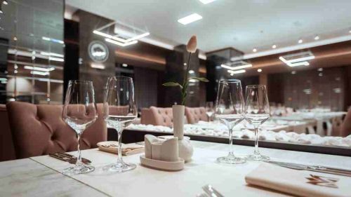 رستوران هتل میدتاون باکو