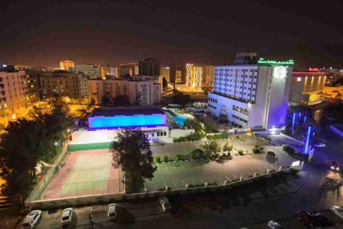 استخر هتل موسکات هالیدی عمان