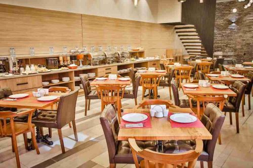 رستوران هتل آمری پلازا تفلیس