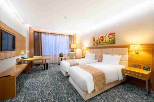 اتاق دو تخته هتل هالیدی این باکو