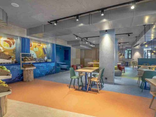 رستوران هتل ایبیس باجت تفلیس سنتر