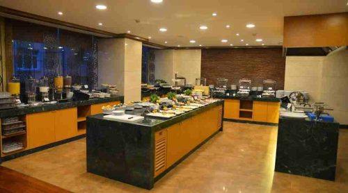 رستوران هتل گرین پارک تکسیم