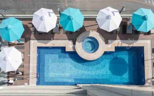 استخر روباز هتل اج کریک ساید دبی