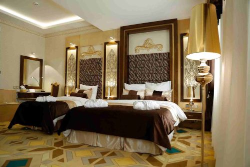 اتاق خانوادگی هتل الماس ۲ مشهد