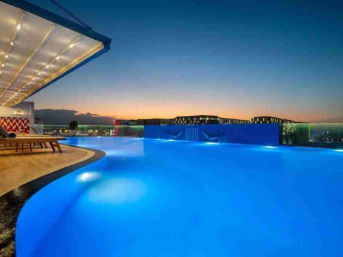 استخر روباز هتل مرکور مسقط