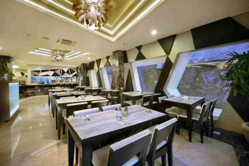 رستوران هتل نئو کوتا جلانتیک کوتا