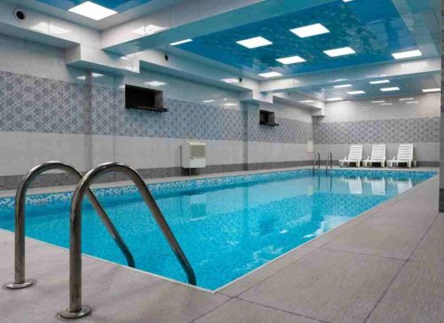 استخر سرپوشیده هتل آلیس باکو