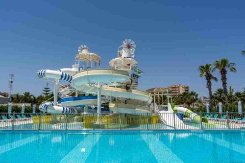 پارک آبی هتل بایا لارا