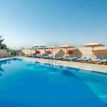 استخر روباز هتل شرایتون دبی کریک