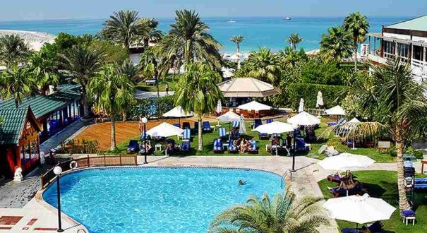 استخر روباز هتل 5 ستاره مجلل Dubai Marine Beach Resort and Spa