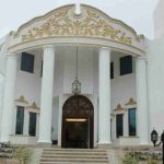 نمای بیرونی هتل رویان قائم کیش