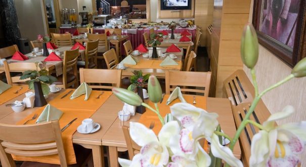 رستوران هتل پارک استار تکسیم