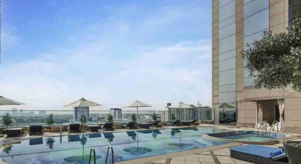 استخر روباز هتل فیرمونت دبی