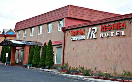 Hotel Regineh