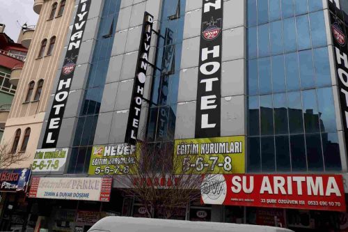 Diyvan Hotel