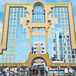 تصویری از ساختمان اصلی هتل گلف این دبی در منطقه دیره با دسترسی آسان به مترو و مراکز خرید.