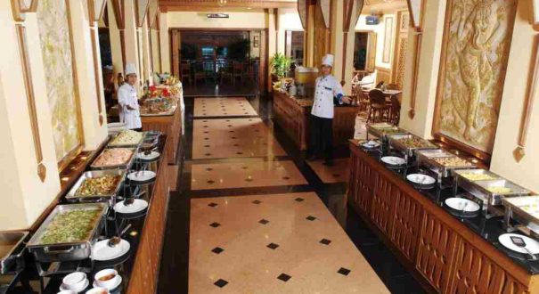 رستوران هتل گلدن بیچ پاتایا