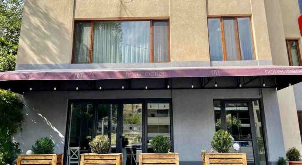 نمای بیرونی هتل مرین ایروان