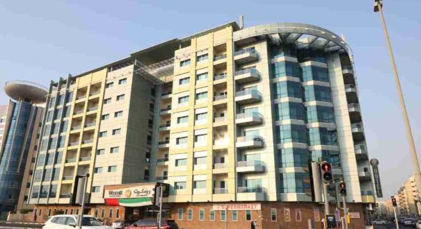 نمای اصلی هتل وسکوت دبی در منطقه دیره نمای بیرونی هتل وسکوت دبی