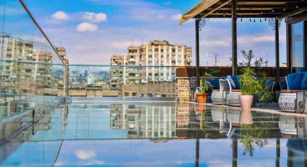 استخر روباز هتل کنیاک ایروان