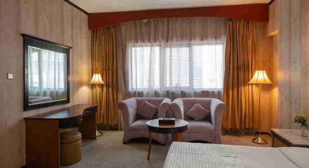 اتاق با مبلمان هتل د پارک دبی