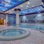 استخر سرپوشیده هتل شایگان کیش