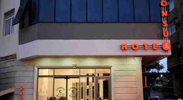 نمای هتل کنسول باکو نمای بیرونی هتل کنسول باکو