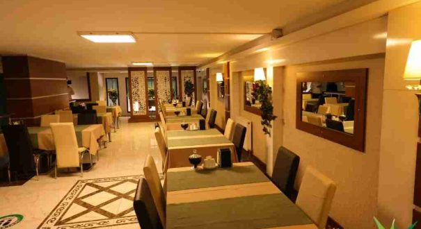 رستوران هتل رویال برک وان