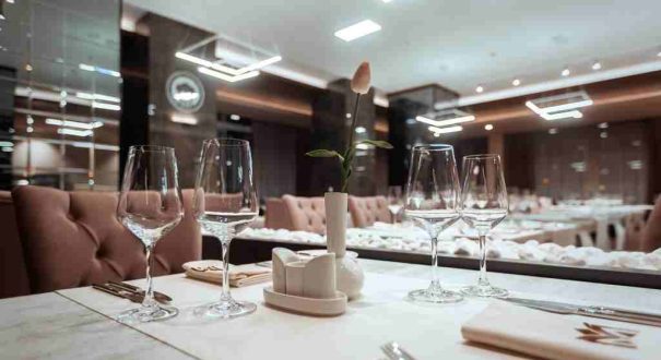 رستوران هتل میدتاون باکو