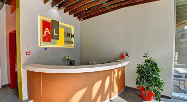 بخش پذیرش هتل آلاین استانبول پذیرش هتل آلاین استانبول