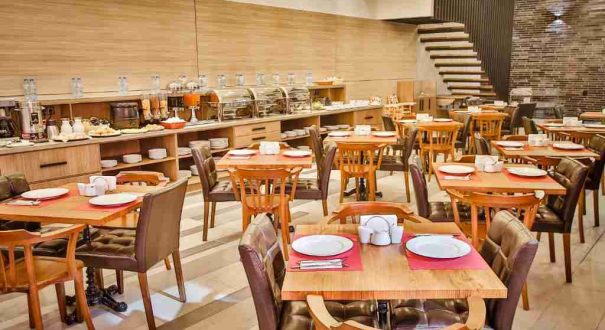 رستوران هتل آمری پلازا تفلیس