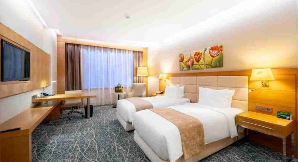 اتاق دو تخته هتل هالیدی این باکو