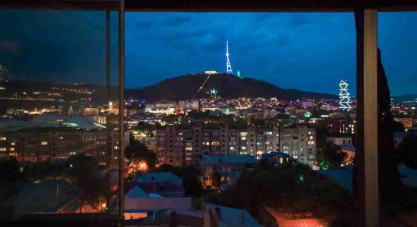 اتاق رو به شهر اولد سیتی بوتیک هتل تفلیس