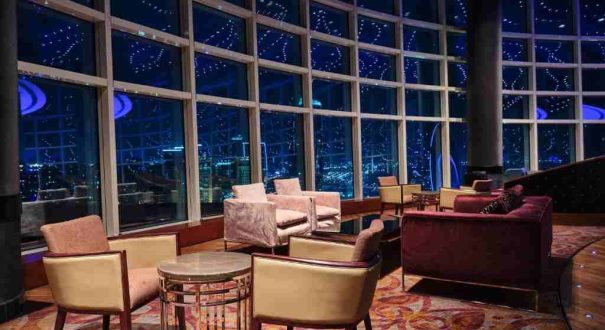 رستوران ۳۶۰ درجه هتل هیلتون باکو