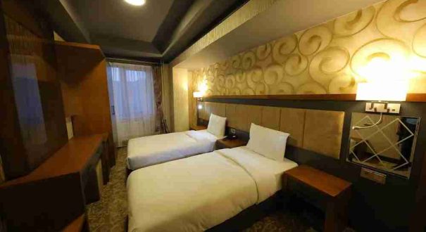 اتاق دو تخته هتل تخت پالاس وان