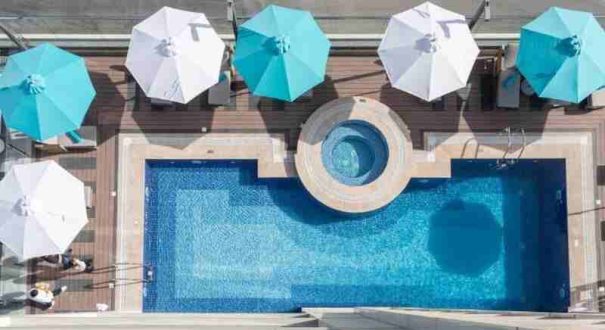 استخر روباز هتل اج کریک ساید دبی