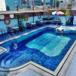 استخر روباز هتل نایت آمور دبی